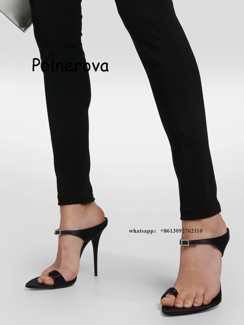 Slip Dress Satin - Сандалии с открытым носком, шлепанцы, женские